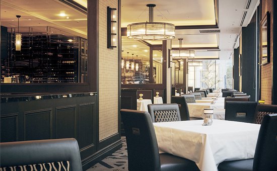 「Morton's The Steakhouse」店内